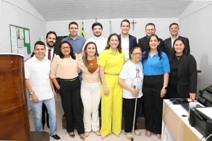 Legislativo aprova requerimentos, analisa projetos e institui o Dia Municipal do Católico em Sessão Ordinária